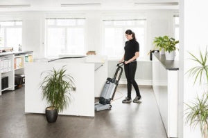 Nilfisk SC100 Upright Scrubber/ Dryer